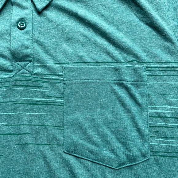 Columbia Men’s LG Omni-Wick Green Polo - Picture 6 of 7